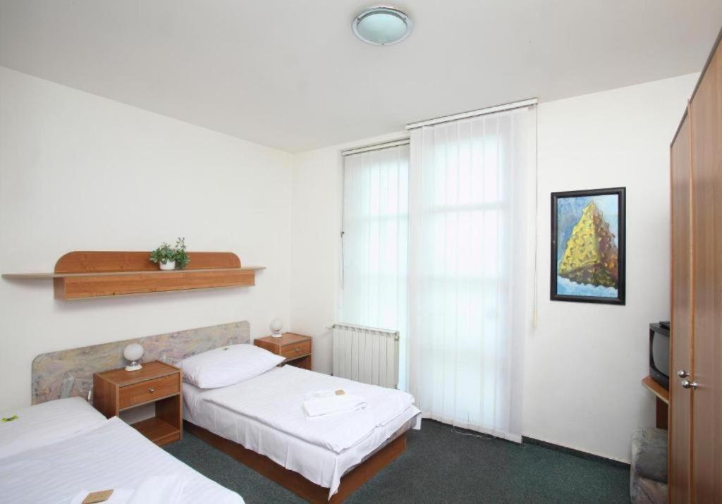 Hotel Rottal オトロコヴィツェ エクステリア 写真